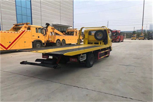 交口非事故拖车