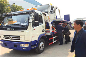 交口汽车道路救援拖车价格